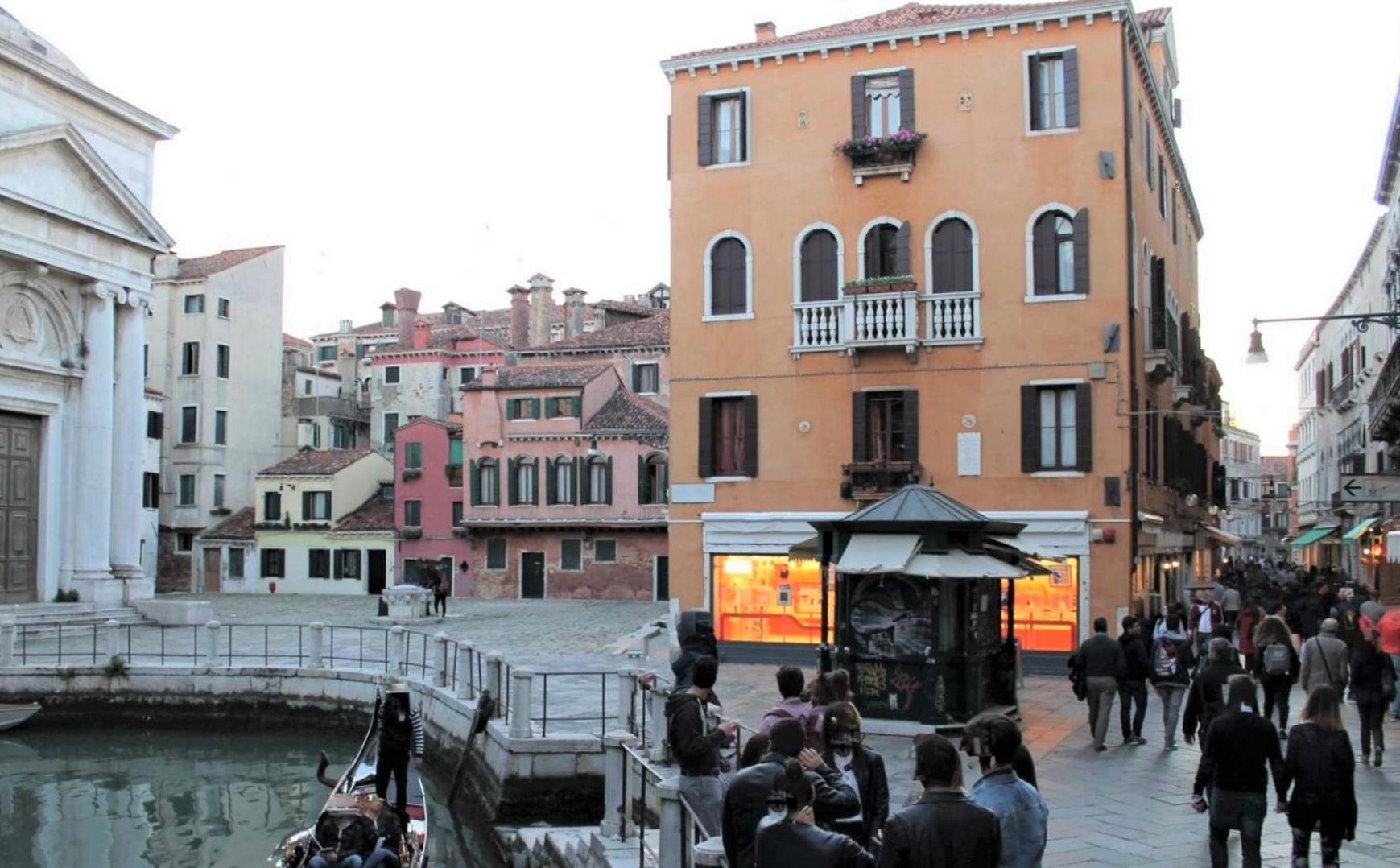 Canaletto Lejlighed